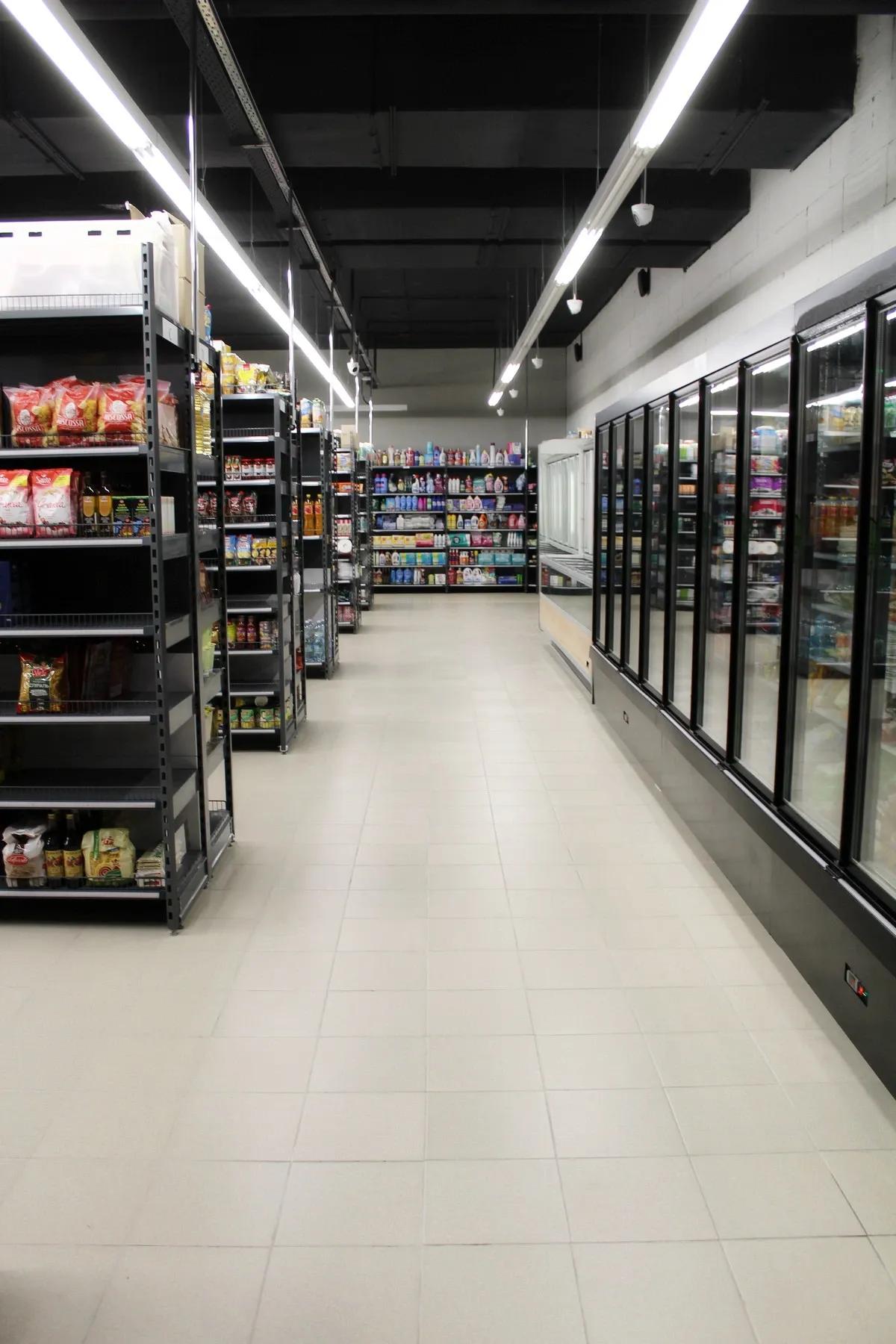 varus dark store